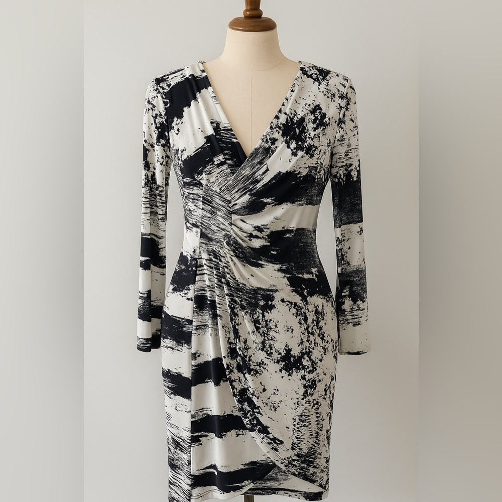 Point Zero navy blue and White Abstract Long Sleeve Dress
